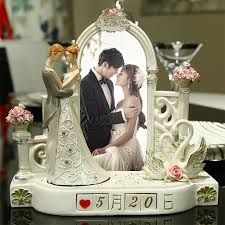 Almost all couples would love a personal memento of the most special day of their lives. Wedding Anniversary Gift Creative Home Decorations Ornaments Wedding Gifts To Friends Girlfriends Practical Gift Gift Chess Gifts Ladiesgifts Goodies Aliexpress
