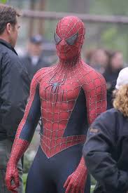 The title has catered to both gamers as well as lovers of the comics and movies with frequent upgrades, from new story mode chapters to spidey's cool threads. Spider Man 2002 Damaged Suit