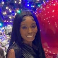 Sheena Turner's Instagram, Twitter & Facebook