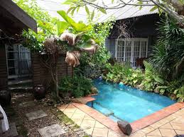 Anda pasti dapat merasai deruan sungai & air terjun kecil di belakang chalet. D Cottage Homestay Gong Badak Kuala Terengganu Ohcuti
