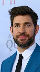 Learn how john krasinski trained and the workout and diet he used to prepare for roles in jack ryan, 13 hours and more! How John Krasinski Defied His Boss Got A Haircut And Wore A Wig With No One Noticing Vanity Fair