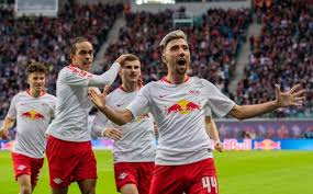 Official rb leipzig instagram account 🔴⚪️ #dierotenbullen linktr.ee/dierotenbullen. Rb Leipzig Klub Kecil Dengan Mimpi Besar Football Tribe Indonesia
