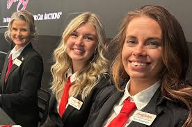 Success shines brightest when powered by a stellar team! It takes a lot of  people to make an auction run smoothly. We are proud to work with a team of  the nation's