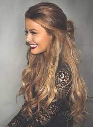 Wavy Golden Blonde Hair Tied In A Half Up Half Down Style Hair Styles Long Hair Styles Hairstyle