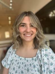 Please make my hair platinum blonde in this picture. Thank you!