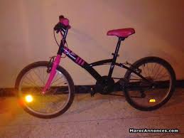 Maybe you would like to learn more about one of these? Velo Btwin Decathlon Fille F1 Shirt Vector