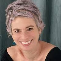 Laura Laska's Instagram, Twitter & Facebook