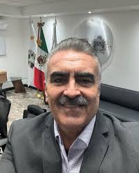 Hermosa vista de la Macroplaza, el Faro de Comercio y de la Catedral desde  mi oficina en la Secretaría del Ayuntamiento de Monterrey; estas imágenes  son comunes , porque Monterrey es la