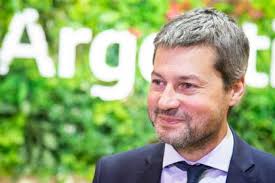 Turismo. Luego de introducir cambios, la industria respaldó el proyecto  oficial