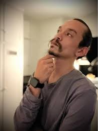 🚨SCAM ALERT🚨 I received a phone call from this number. Person