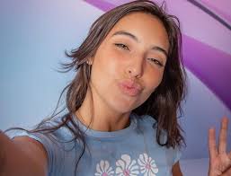 Pai de Vanessa Lopes atualiza situação da filha após saída do BBB24