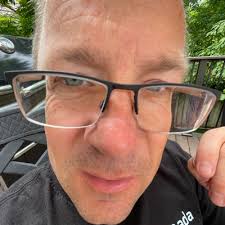 Eric Marschner (@ampitupco@mastodon.social)