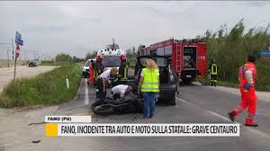 2 morti e 5 feriti. Fano Grave Incidente Tra Auto E Moto Sulla Statale Grave Centauro Video Occhio Alla Notizia