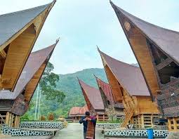 Rumah Adat Sumatera Utara Rumah Balon Di 2020 Rumah Bangunan Gambar