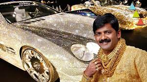 ¿quiénes son los 25 millonarios más grandes del mundo? El Extralujo De Los Millonarios Los Mas Ricos Del Mundo National Geog Old Vintage Cars Gold Price Coins For Sale