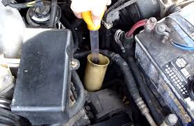 I've looked all over the internet and most say its in front of the coolant reservoir but i have been unable to locate. Ford F 150 F 250 How To Replace Power Steering Fluid Ford Trucks