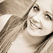 Stream Jar of Hearts by hdemar