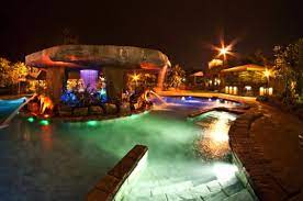 Lost world hot springs & spa by night. Lost World Hot Springs Spa Night Park Saphira S Lair Picture Of Lost World Hotel Ipoh Tripadvisor