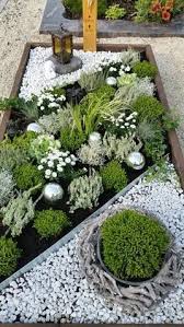 Bildergebnis Fur Grabgestaltung Grabgestaltung Grabgestaltung Oben Moderne Grabgestaltung Einzelgrab Source Small Garden Design Garden Design Memorial Garden
