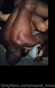 Mandi Minx uninhibited group oral scenes