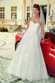 Brautkleider und hochzeitskleider in berlin & hamburg. Die Schonsten Brautkleider In Monchengladbach Finden Sie Im Haus Der Braut
