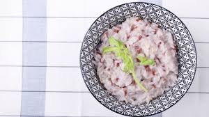 Karena bubur banyak mengandung air, maka kalori yang dikonsumsi tidak terlalu tinggi. Menguak Kalori Nasi Merah Benar Cocok Untuk Diet Kumparan Com