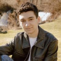 800+ "Crisci" profiles