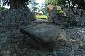 Terdapat pelbagai tempat bersejarah dan menarik di daerah kuala langat, klang, kuala selangor, hulu langat dan juga hulu selangor. Jom Jejaki Sejarah Kesultanan Selangor Di Muzium Sejarah Kuala Selangor Selangorkini