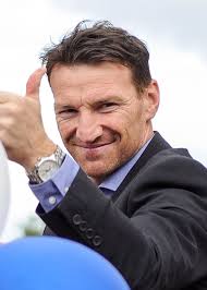 List of VFL/AFL players to have scored a goal with their first kick