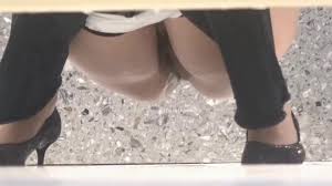 首见咔嚓客无水印版3位高贵美女如厕适合珍藏