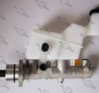 OE: 472011A370,Brake Master Cylinder