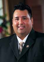 She Looks For News”