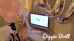 Created by omari 4 years ago. Digginbritt On Twitter 100 000 Youtube Subscribers Y All Blessed Ilovemyfans Youtube 100k