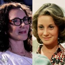 Happy 75th birthday to the wonderful Efrat Lavi! 🥰 Naomi Katz from "Katz  and Carso", Dalia from "Just Today" and of course Rachel from "Cazbalan"  (pictured). This is how she looked then -
