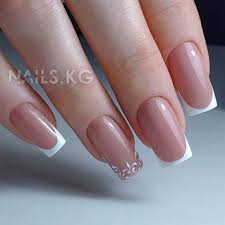 French Nails With Gold Classy Frenchnailtipideas Classy Nail