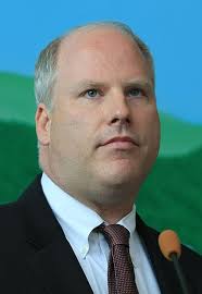 McDaniel spokesman: Attorney in relationship handled 5 cases