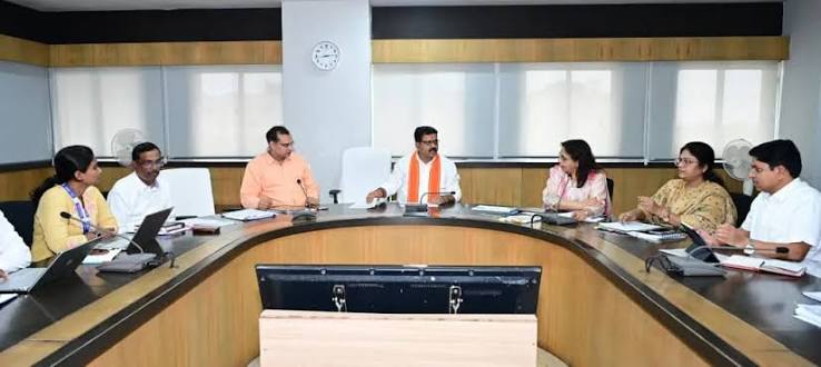 AI सड़क निरीक्षण से बदलेगा पीएमजीएसवाई सड़कों का रखरखाव मॉडल - The Hind Press - Chhattisgarh's Voice