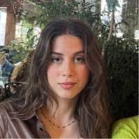 Estrella Medina's Instagram, Twitter & Facebook