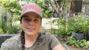 Changes to the Front + Front Ideas 💡✨ + Yarrow and Rose Planting!