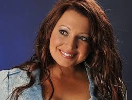 Chelsea Jay's Instagram, Twitter & Facebook