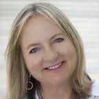 Margo Hess's Instagram, Twitter & Facebook