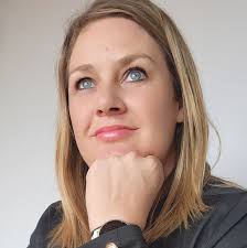 What are relatively easy and slightly technical mountain bike trails in  Polokwane, safe for a lady to ride alone?