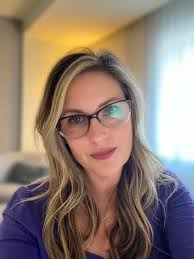 Wallpaper installation by a professional company