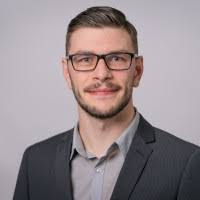 100+ Profile mit dem Suchbegriff „Adrian Mann“