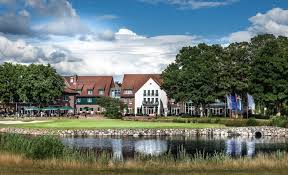 Ab 140 € pro nacht. Hotel Treudelberg Steigenberger Hotel Hamburg Treudelberg