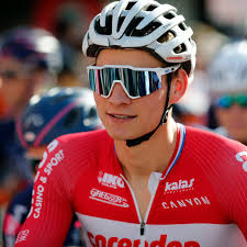Van der poel zou graag de tour de france ook meteen uitrijden, maar het is niet duidelijk of dat wel het is onder meer uitkijken naar mathieu van der poel, die in de tour zal jagen op ritoverwinningen. Klassikerjager Aufgepasst Dieser Mann Will Euch Argern Radsport News Com