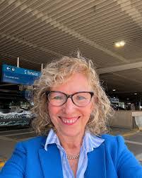 Andrea Bednar's Instagram, Twitter & Facebook