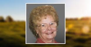 Eileen Ries's Instagram, Twitter & Facebook