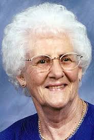 Eva P. Dyer, 94, dies