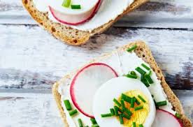 Schnell Einfach Belegte Brote Mit Ei Und Radieschen Lidl Kochen Rezept Lebensmittel Essen Belegte Brotchen Rezepte